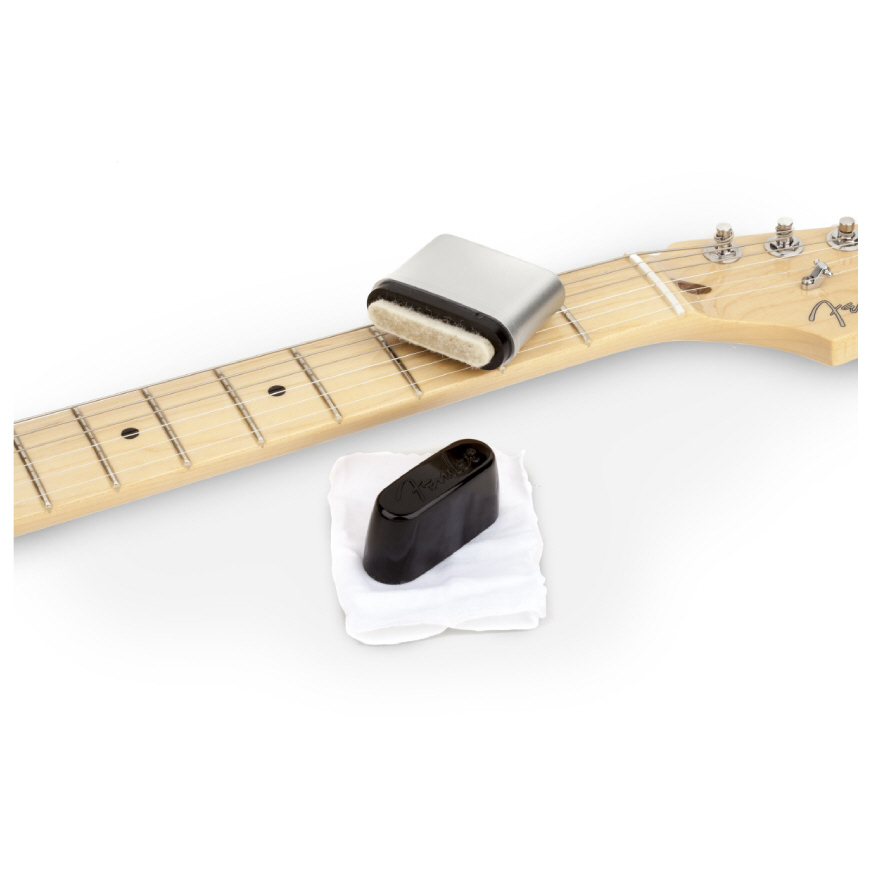 Fender Speed Slick Guitar String Cleaner Black/Silver